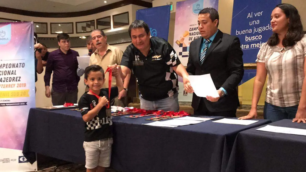 26 Adán Chávez gana Juegos Nacionales de Ajedrez